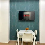 Rella Apartment ボローニャ