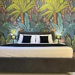 Rella Apartment *