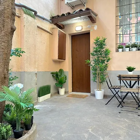 アパート Rella Apartment