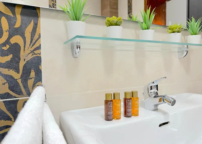 Rella Apartment アパート *